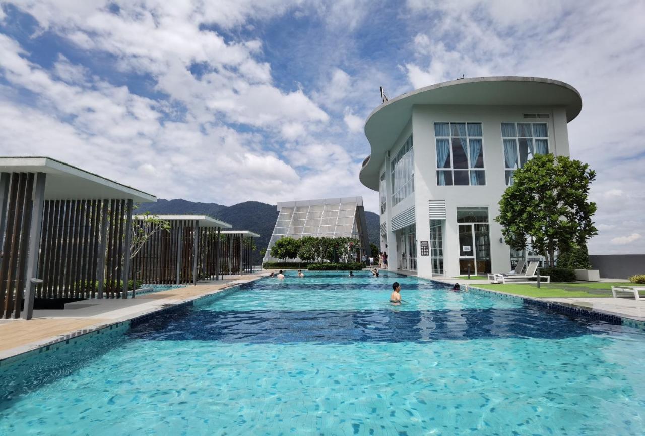 Windmill Upon Hills Luxurious Sky Villa 360 Sky Pool Heated Pool Mountainous Genting View Genting Highland By Heritage เก็นติงไฮแลนด์ ภายนอก รูปภาพ