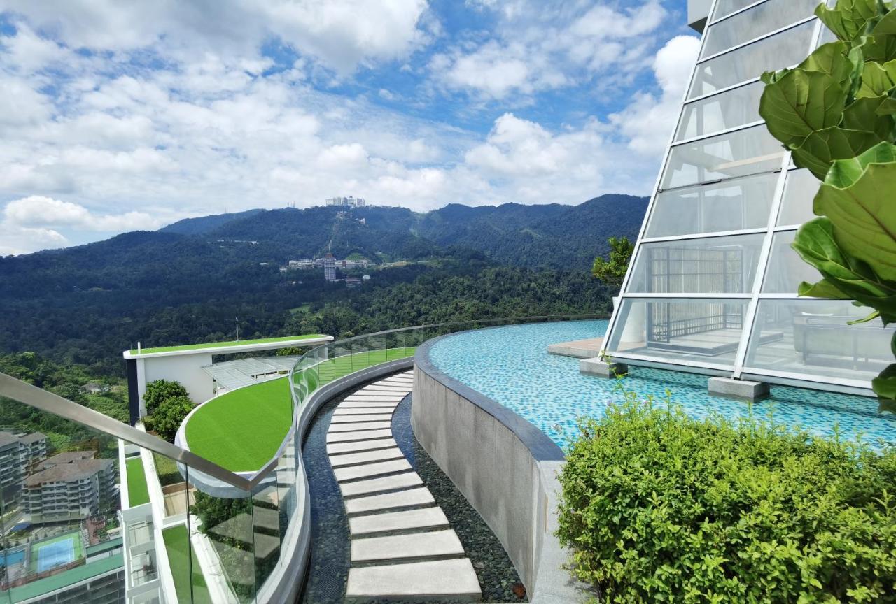 Windmill Upon Hills Luxurious Sky Villa 360 Sky Pool Heated Pool Mountainous Genting View Genting Highland By Heritage เก็นติงไฮแลนด์ ภายนอก รูปภาพ